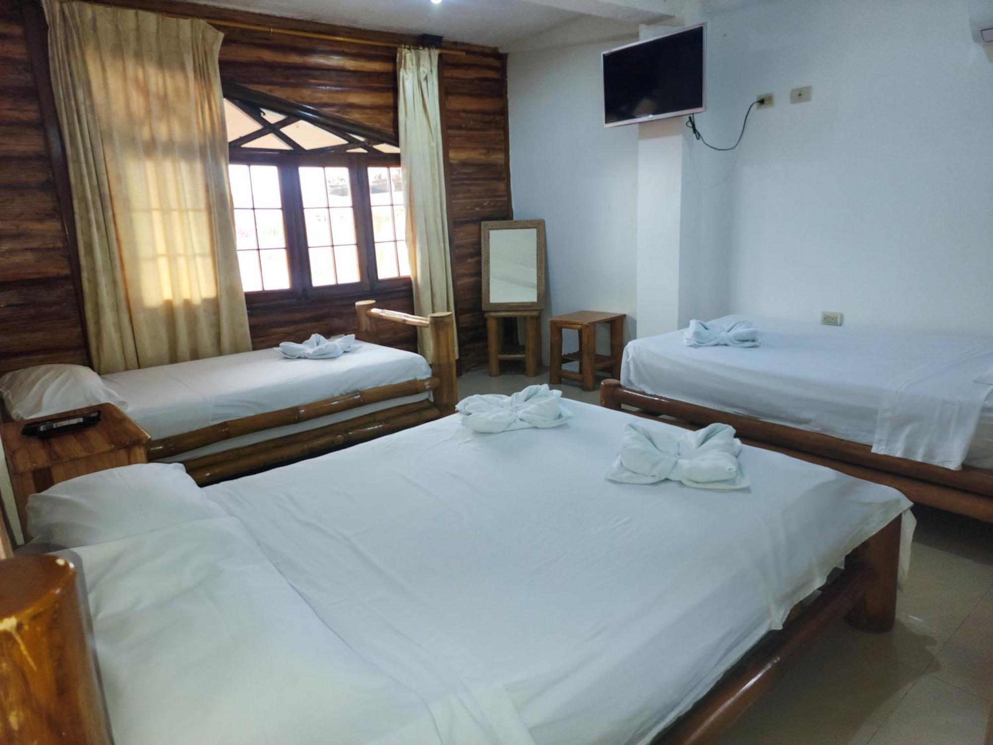 Hostal Poseidon Пуерто-Кайо Екстер'єр фото