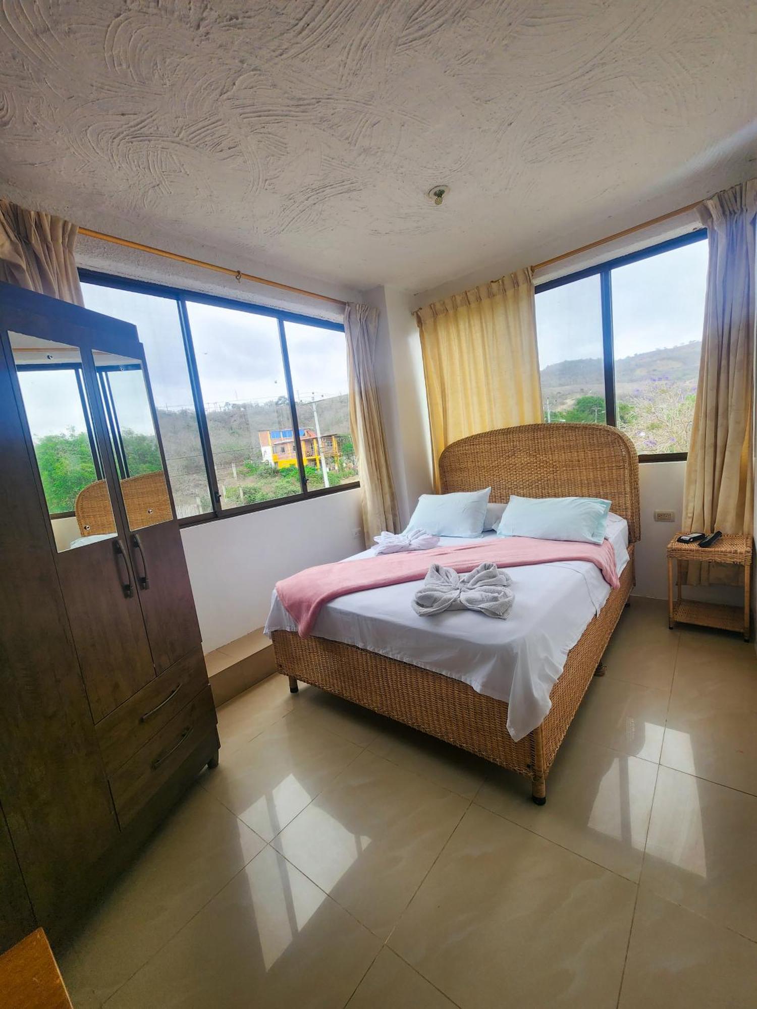 Hostal Poseidon Пуерто-Кайо Екстер'єр фото